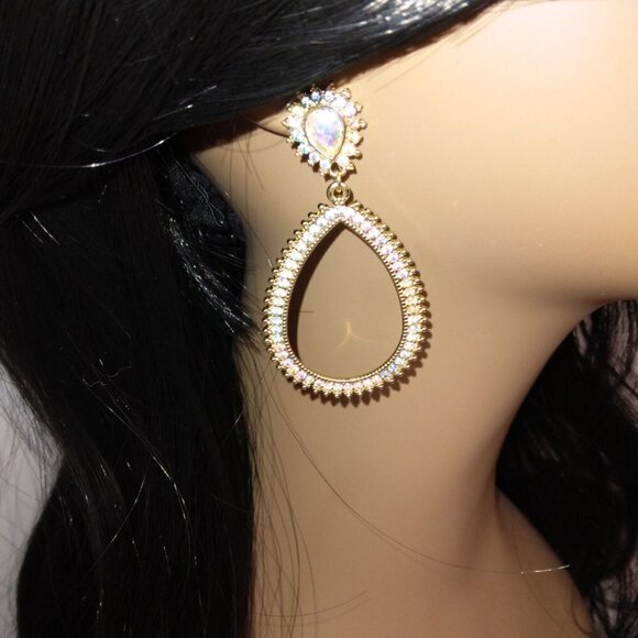 CRYSTAL IRIDESCENT TEARDROP DANGLE EARRINGS - Picture 5 of 5